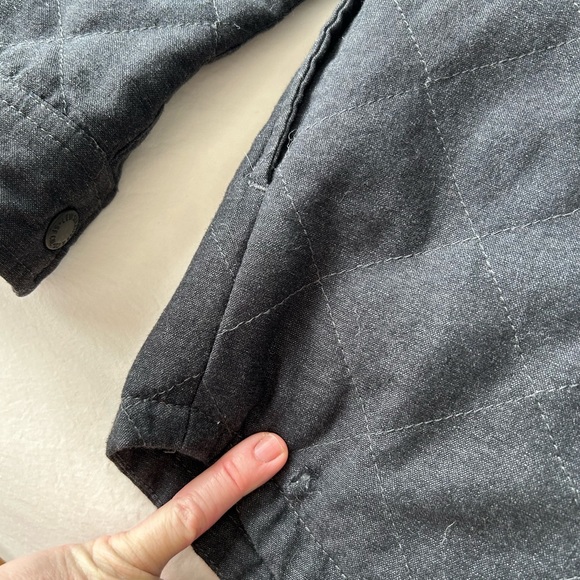 Levi’s Shacket shirt jacket dark gray snap front - Picture 15 of 16